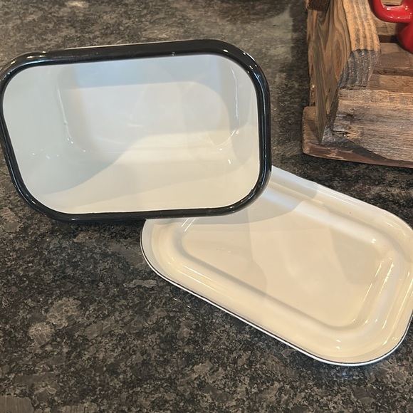 Butter dish - Picture 2 of 3